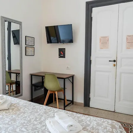 圣彼得大教堂中心之家旅馆 3*