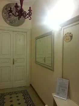 圣彼得大教堂中心之家旅馆 住宿加早餐酒店